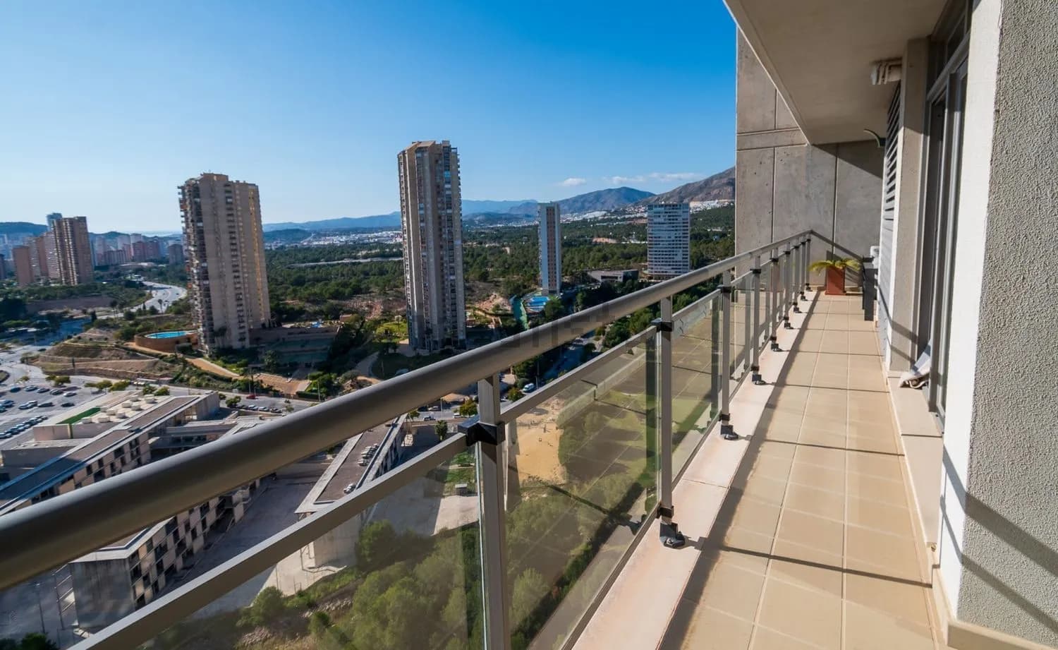 Piso en venta en Calle Presidente Adolfo Suárez
