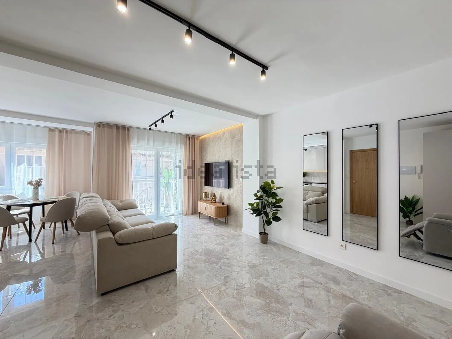 Piso en venta en Calle de Pedro Lorca