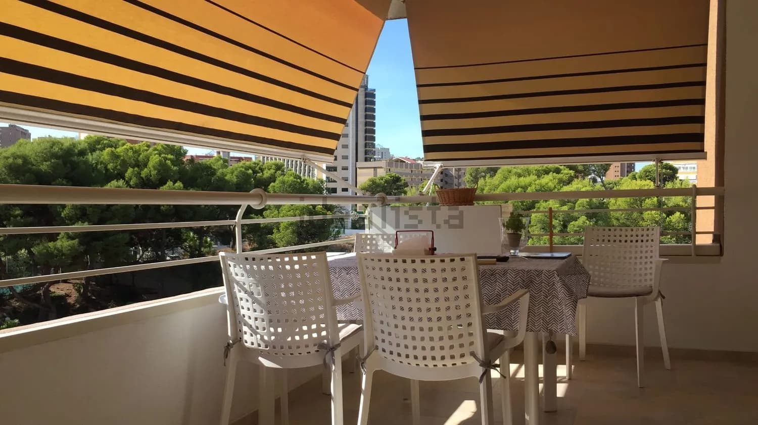 Piso en venta en Avenida de la Marina Baixa