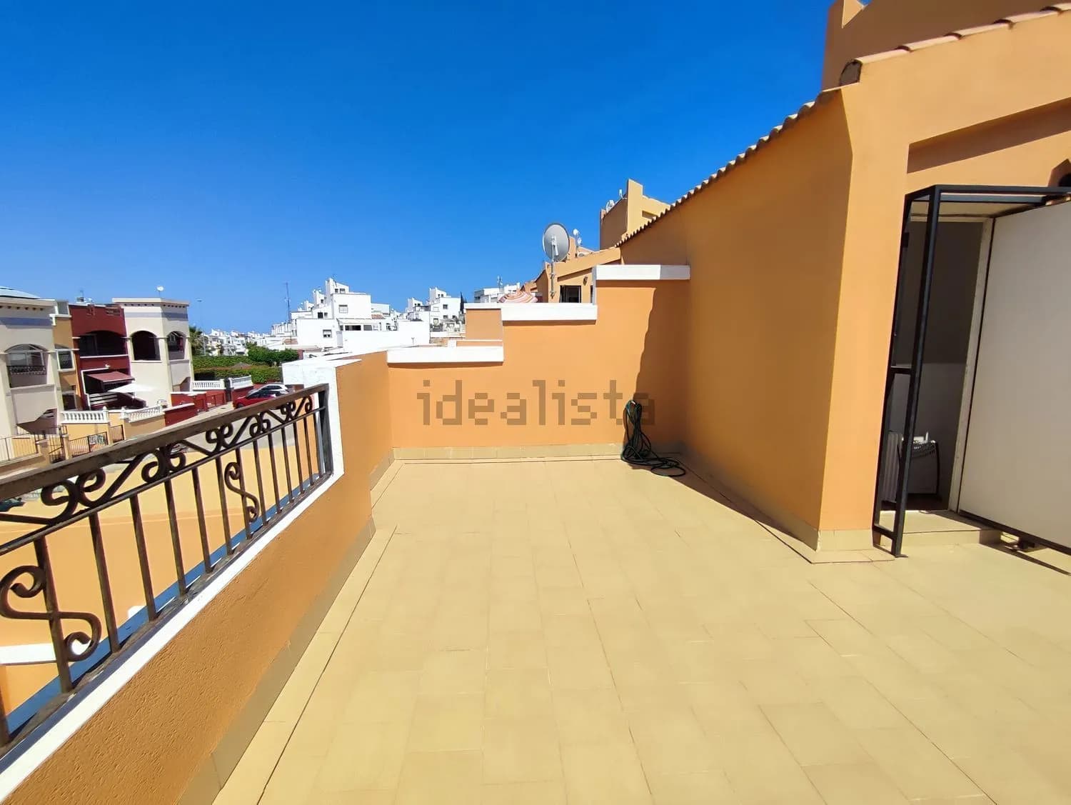Chalet pareado en venta en Calle Laguna de Sariñena