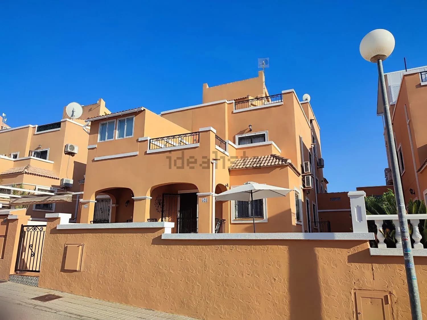 Chalet pareado en venta en Calle Laguna de Sariñena