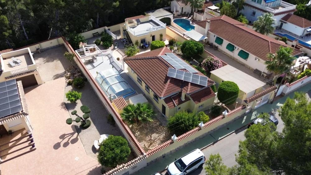 CHALET CON PISCINA EN PINAR DE CAMPOVERDE