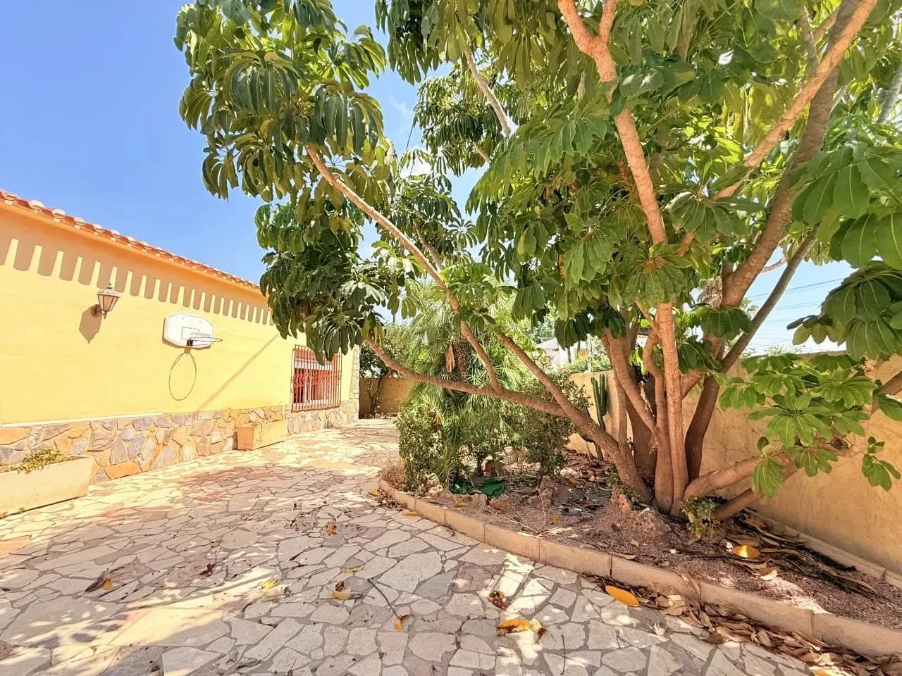 CHALET EN EL ALBIR CON PISCINA PROPIA