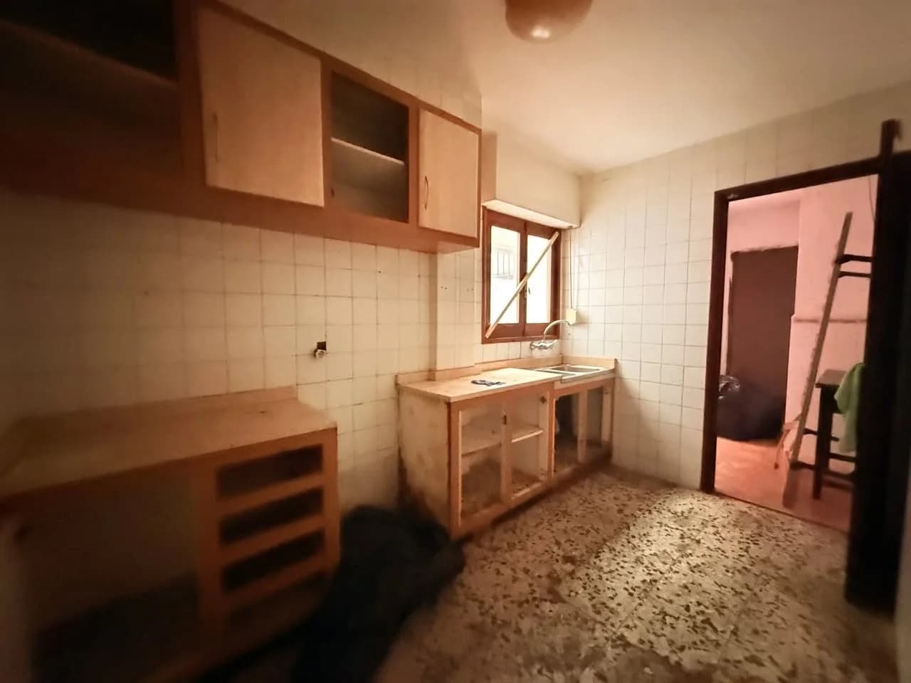PISO EN ALTEA PARA REFORMA TOTAL